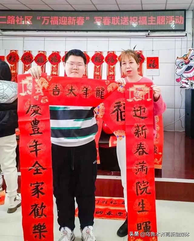 视频手机做游戏的软件_视频手机做游戏教程_手机做游戏视频