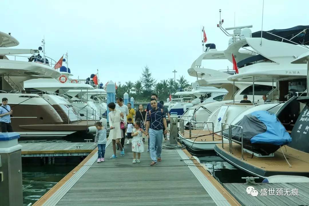 在游艇上怎么拍照_拍照游艇手机游戏叫什么_游艇拍照手机游戏