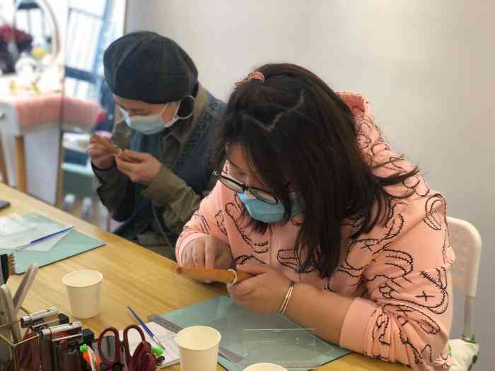 自制女孩玩的小游戏手机_女生制作游戏_用纸做一个可以玩游戏的手机