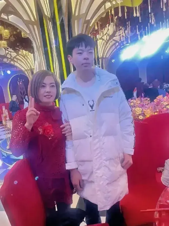 怪人英文_怪人_怪人协会